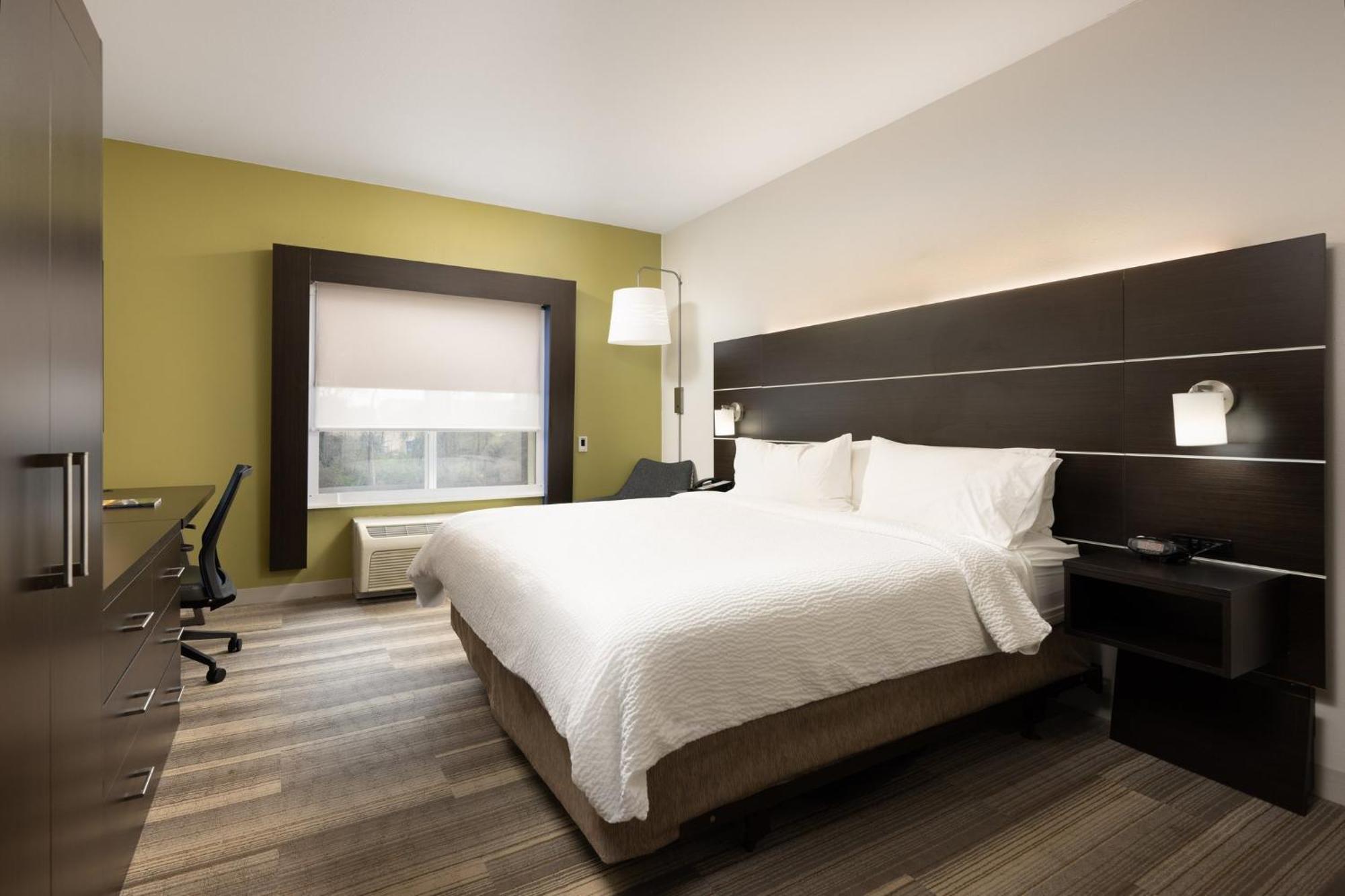 Express & Chattanooga-hixson By Ihg