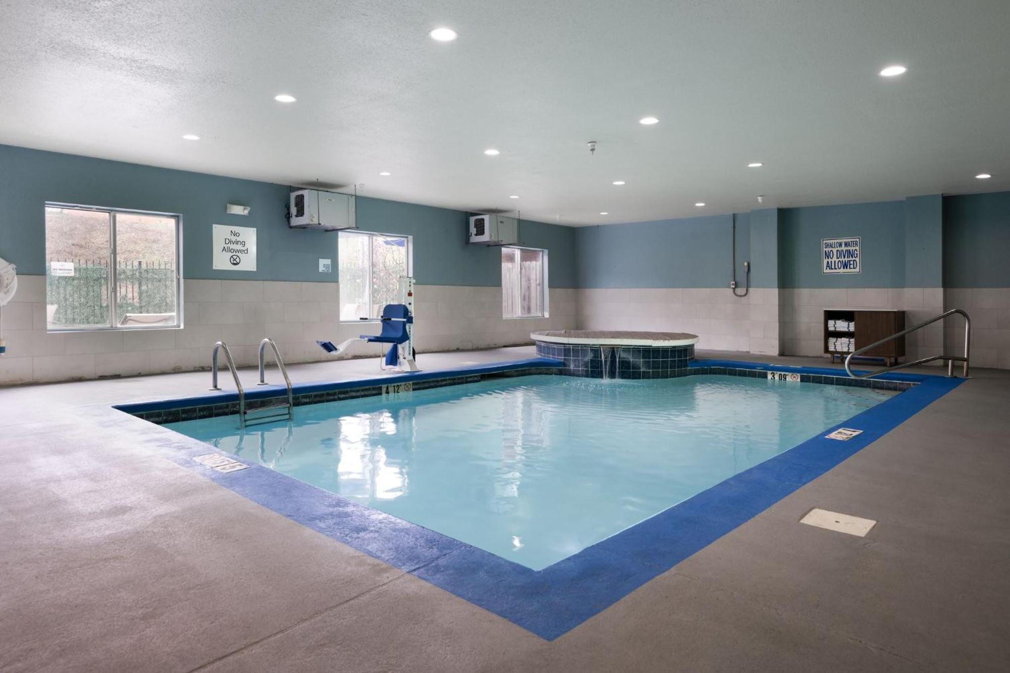 Hotel Express & Chattanooga-hixson By Ihg Hixson