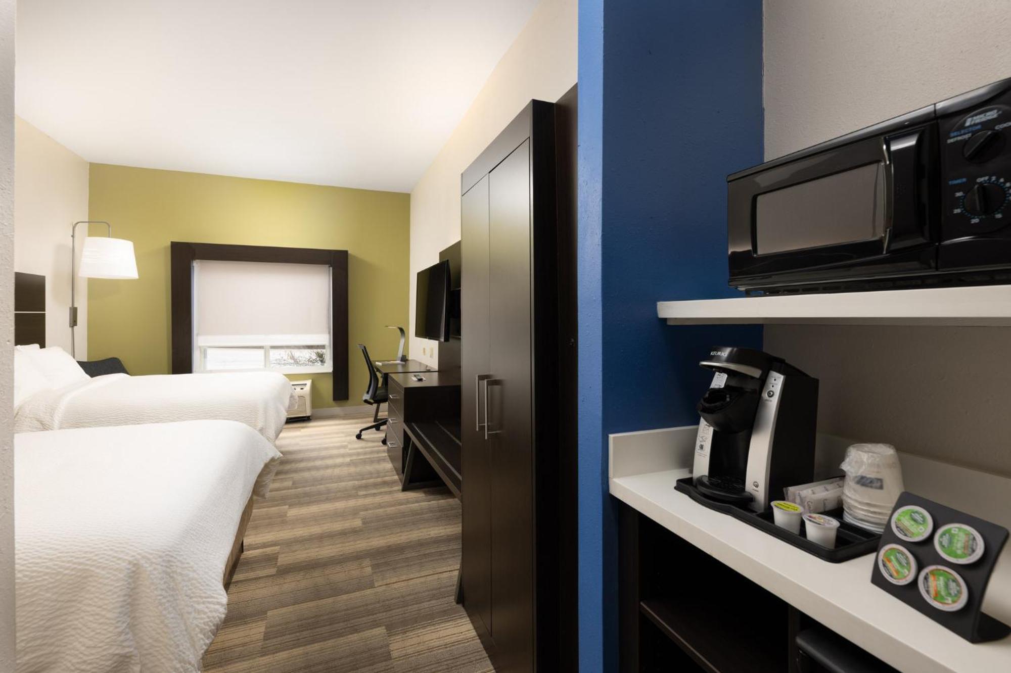 Express & Chattanooga-hixson By Ihg Hixson