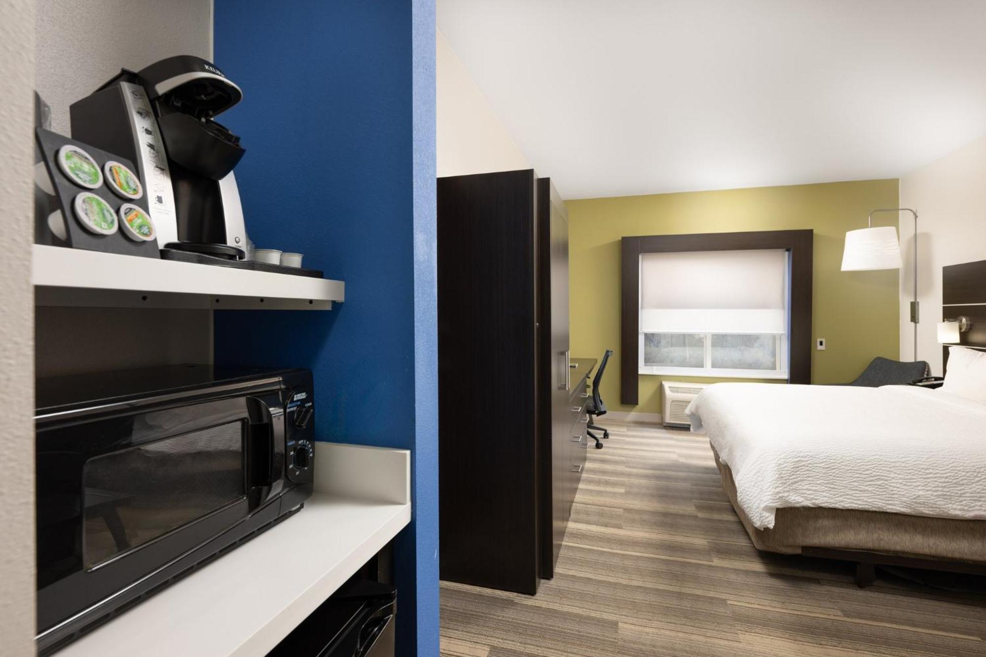 Express & Chattanooga-hixson By Ihg