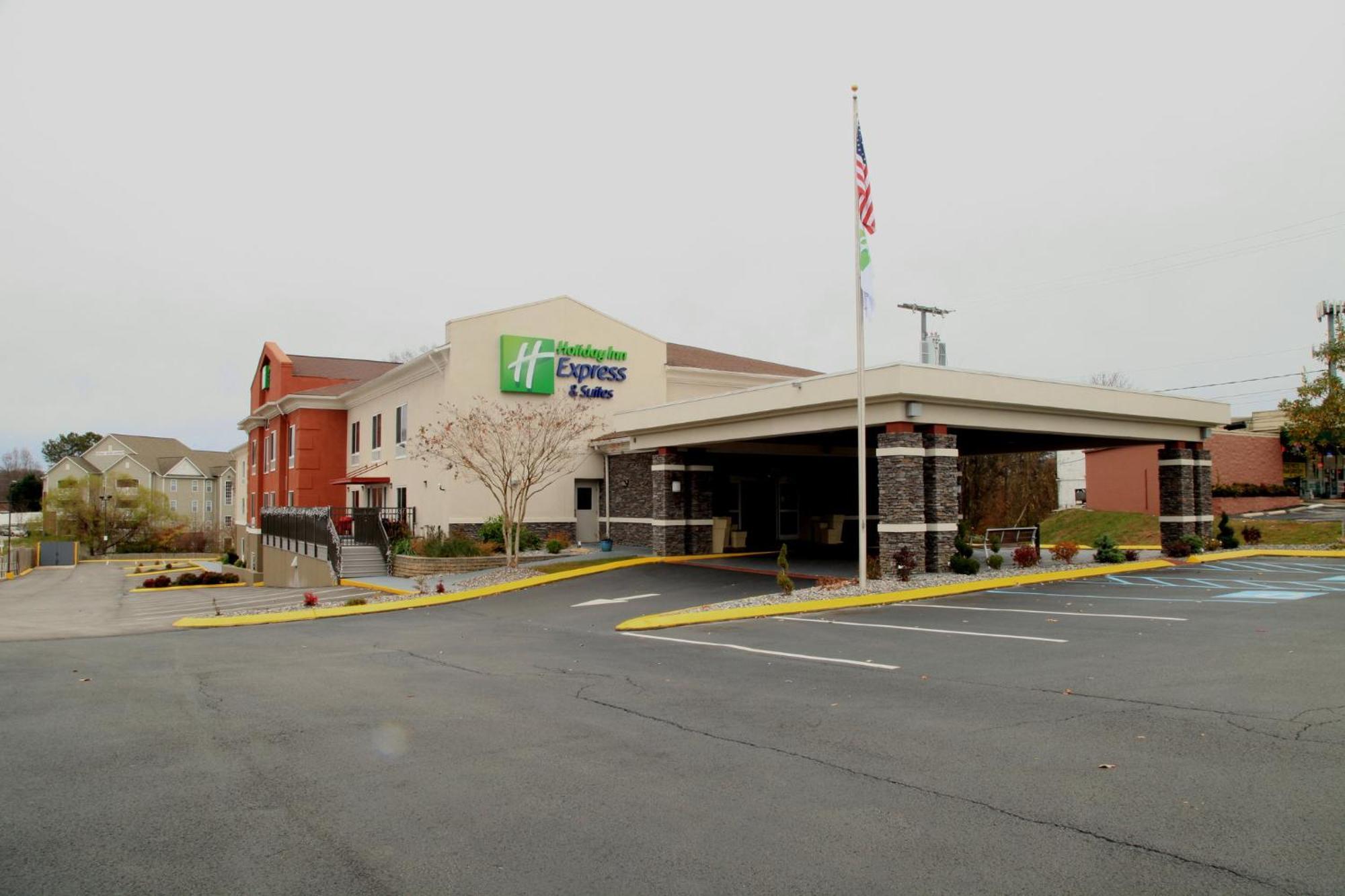 Express & Chattanooga-hixson By Ihg Hixson