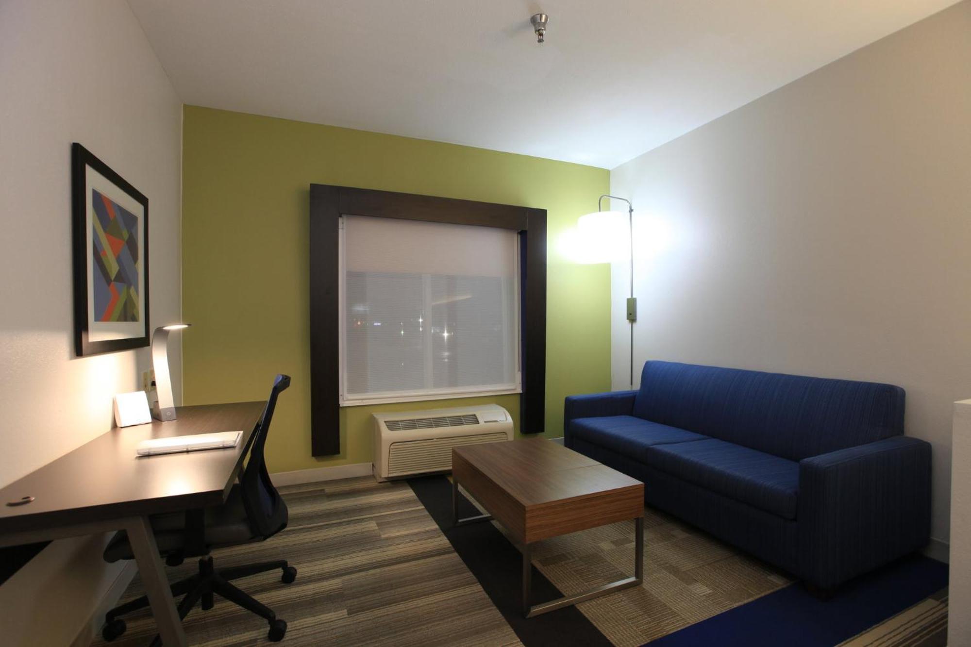 Hotel Express & Chattanooga-hixson By Ihg