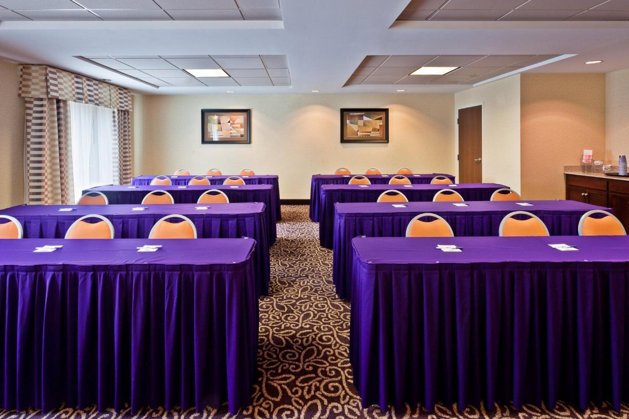 Express & Chattanooga-hixson By Ihg